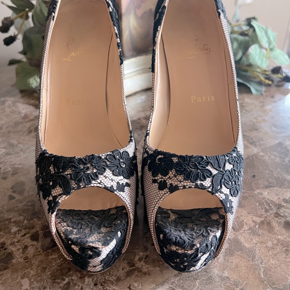 Christian Louboutin Lace Pump Heels Peep-Toe 
Size 38 1/2